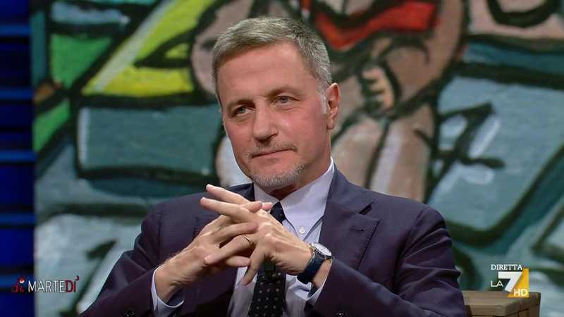 Giannini rinuncia a Più Libri: solidarietà a Zerocalcare