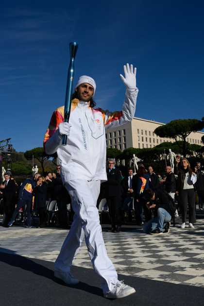 Milano Cortina 2026: Accesa la fiamma, inizia il sogno