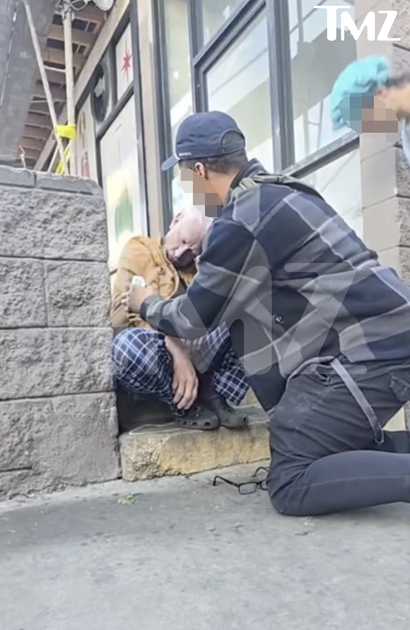 Comico Andy Dick salvato con più dosi di Narcan