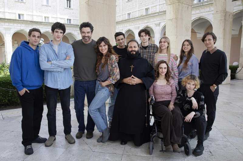 Terzo Appuntamento con “Un Professore 3”: Intrighi e Crisi Familiari