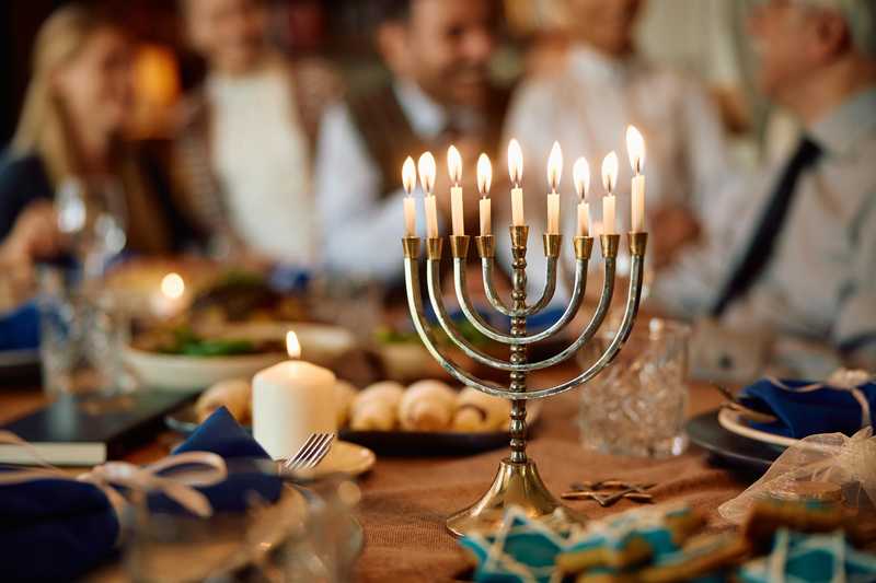 Hanukkah: la magia della Festa delle Luci ebraica