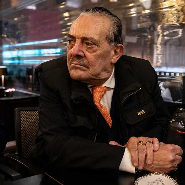 Il Re dei Paparazzi: Stella Romana per Caso