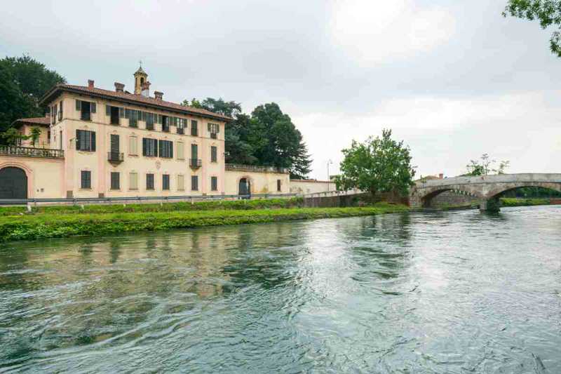 Oasi di Pace Vicino Milano: Borgo tra Canali e Ville