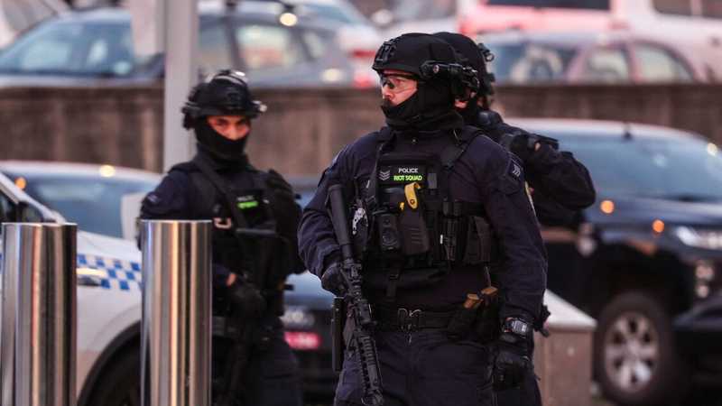 Tragedia a Sydney: Massacro a Bondi Beach, Decine di Vittime