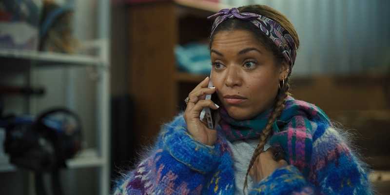 Antonia Thomas in Dig e i primi nomi per The White Lotus: cosa sapere
