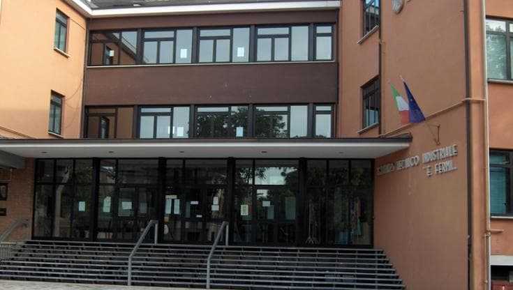 Liste degli stupri a scuola: shock anche a Modena
