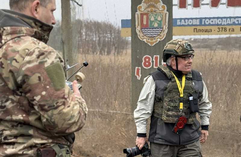 Buffett in Trincea: Evacua 200 Civili a Kupiansk!