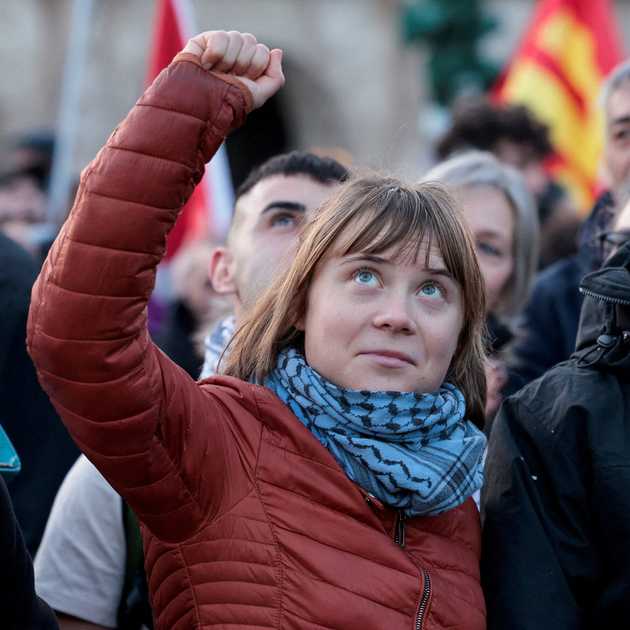 Greta Thunberg Arrestata: Il Cartello 'Vietato' nel Regno Unito