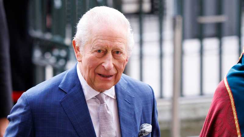 Re Carlo infaticabile: William sparisce dall'agenda reale