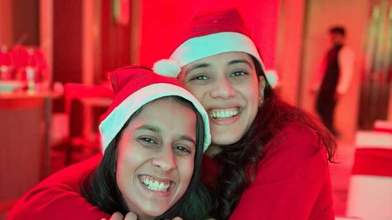 Smriti e Jemimah: Natale Magico tra Amiche!