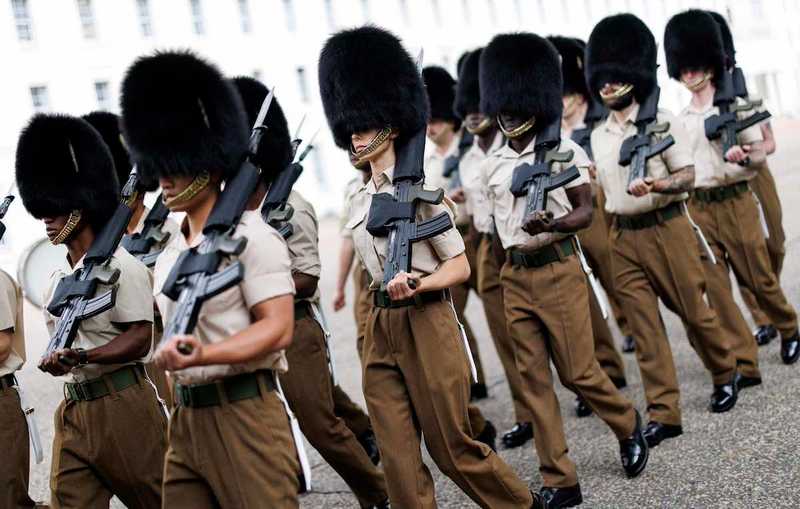 Anno sabbatico nell’esercito UK: la svolta che punta sui giovani