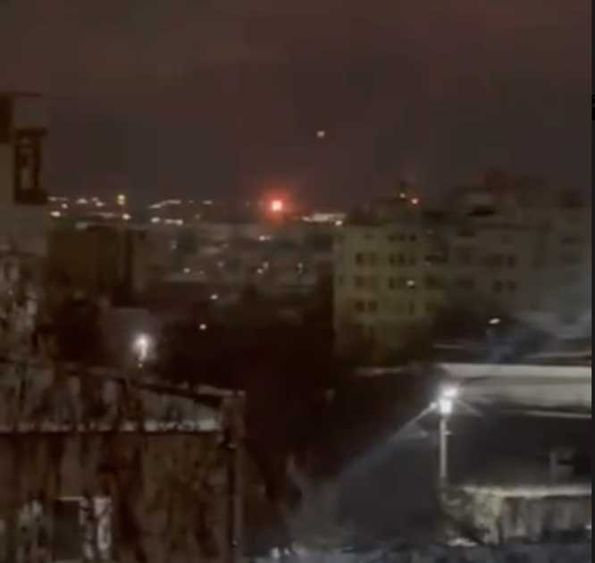 Attacco ai confini del carburante: droni ucraini colpiscono il petrolchimico di Syzran