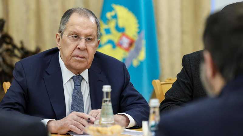 Zelensky: "Senza USA non vinciamo". La confessione choc