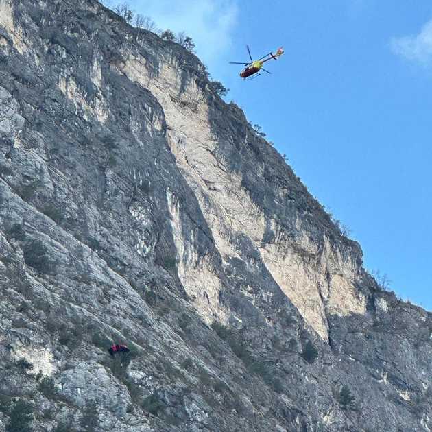 Base jumper muore a Cima Capi: tragedia nel primo giorno del 2026