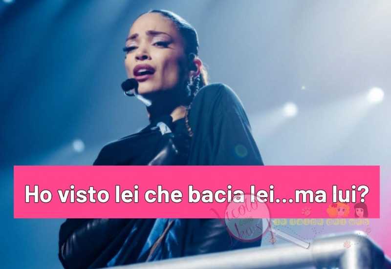 Elodie beccata in discoteca: bacio con una donna?