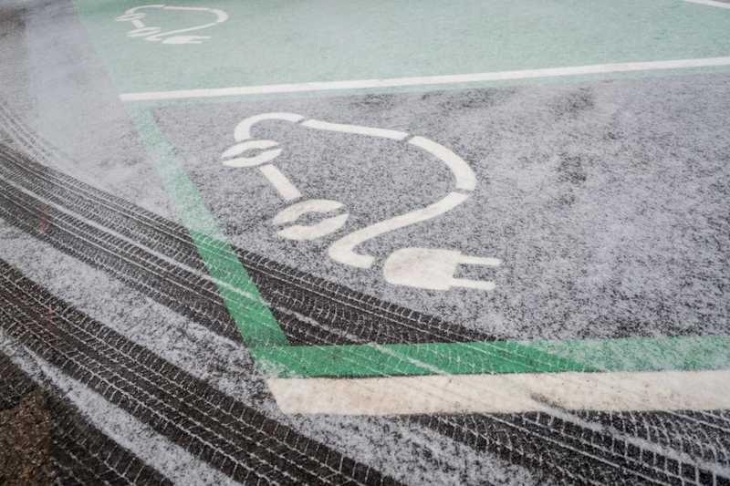 Inverno killer per EV: autonomia crolla del 70%!