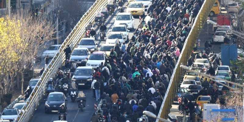 Iran sull'orlo del baratro? La vera storia dietro le crisi