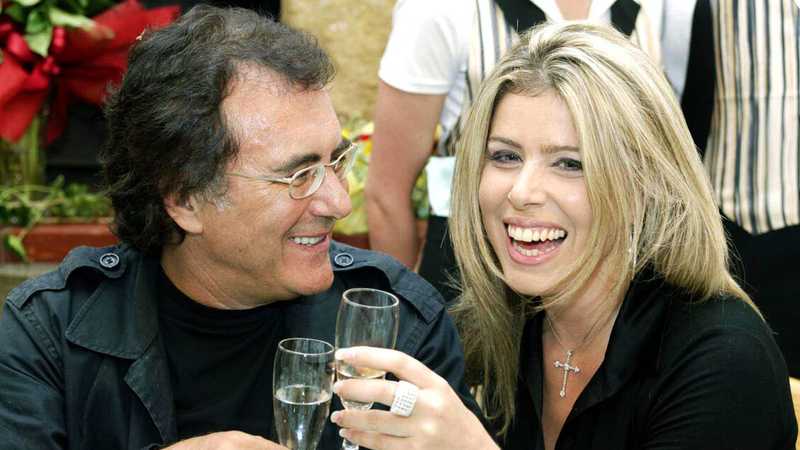 Loredana Lecciso colpita da malore in stazione: cosa è successo