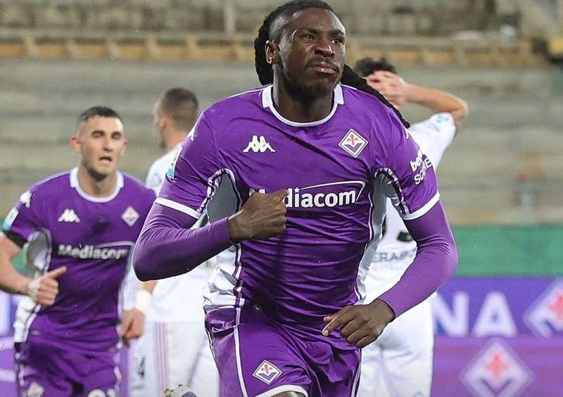 Napoli schianta Lazio 2-0: Fiorentina gol al 92