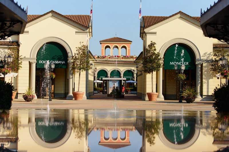 Outlet di Lusso: Non Solo Sconti, Ma Nuove Cattedrali Culturali Europee