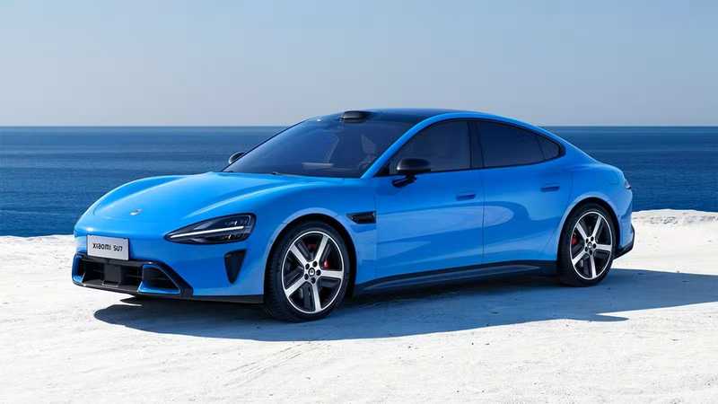 Xiaomi SU7 2026: +Potenza e Autonomia, Prezzo Su!