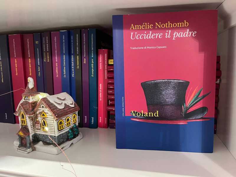 Nothomb Svela il Trucco Finale: Un Padre Sostituto tra Magia e