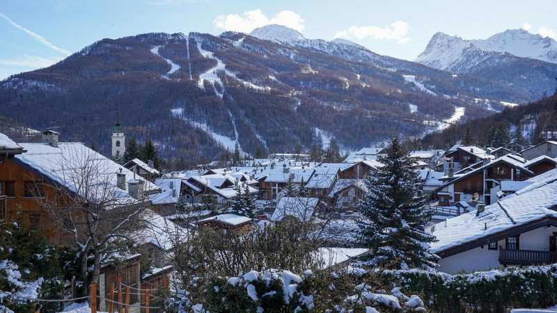 Tragedia in Valsusa: poliziotta trovata morta a Bardonecchia