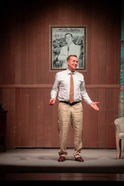 Massimo Ghini Rivisita Sordi: "Il Vedovo" Arriva a Prato