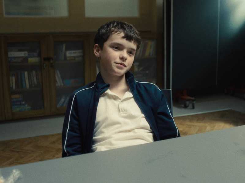 Svelato il Fenomeno: Owen Cooper, 16 Anni, Domina i Golden Globes TV