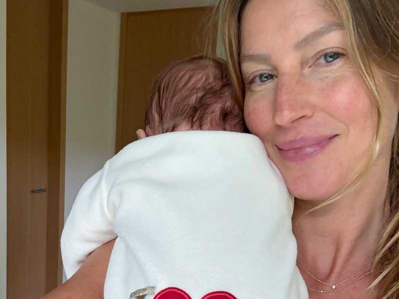 Gisele Bündchen: la collana di diamanti svela il nome del bebè?
