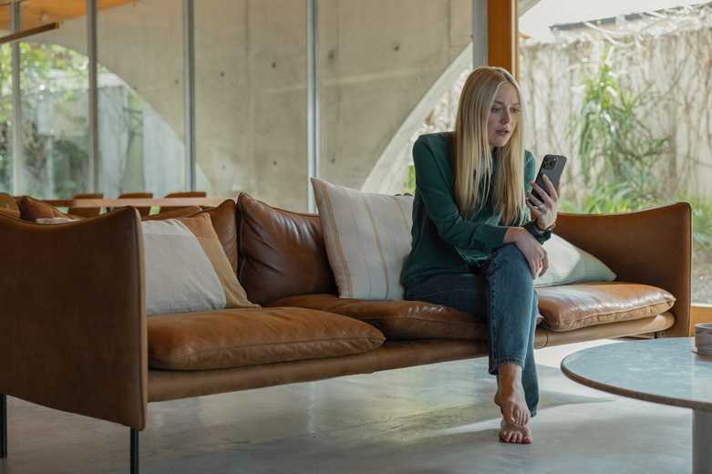 NBC ordina tre pilot crime, Hathaway su Paramount+, Fanning su Apple TV