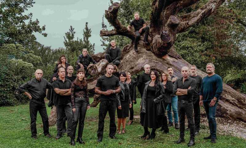 L’Orchestra del Paese Immobile