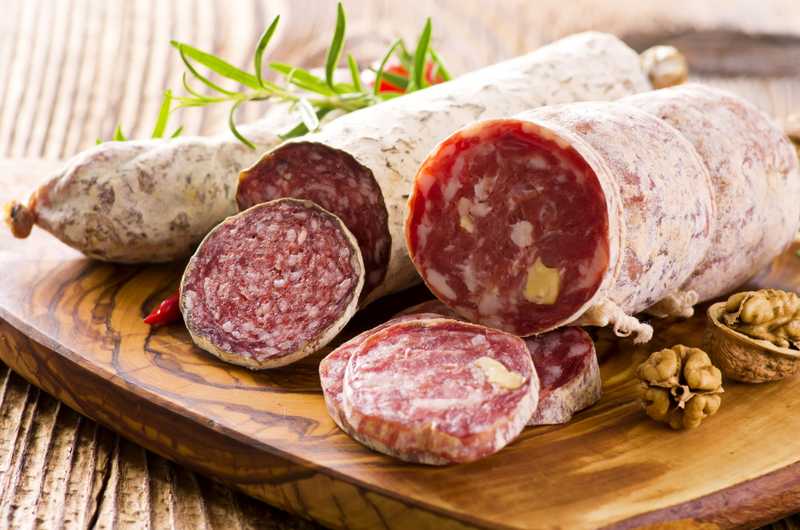 Richiamo supermercati Pam Panorama per salame nostrano con aglio