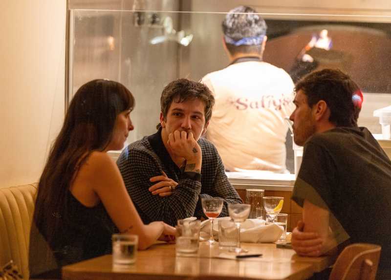 Dakota Johnson e Role Model: Nuove Immagini di Intimità