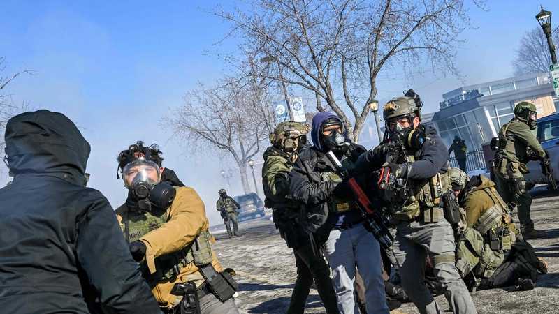 Proteste a Minneapolis: infermiere ucciso, Trump difende la polizia