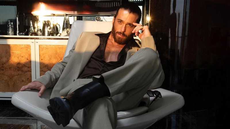 Can Yaman, co-conduttore a Sanremo 2026