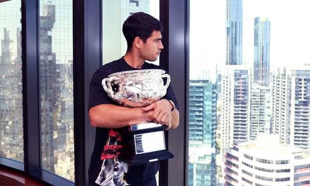 La difesa di Alcaraz: professionalità sotto accetta