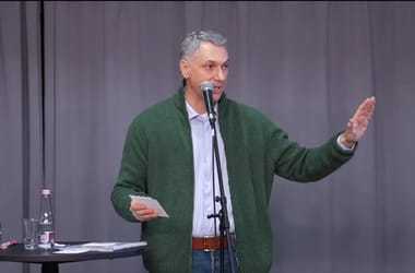 Polizia Smentisce Lázár: Nessun Intervento a Gyöngyös