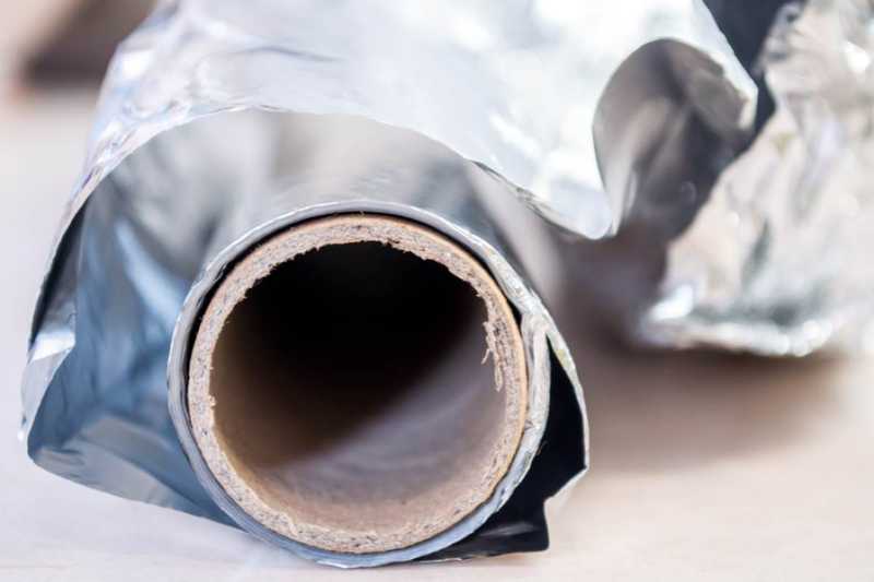 Alluminio in Cucina: I Cibi da Non Avvolgere Mai