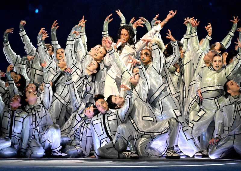 Ghali a San Siro: commozione e bufera social per la telecronaca Rai