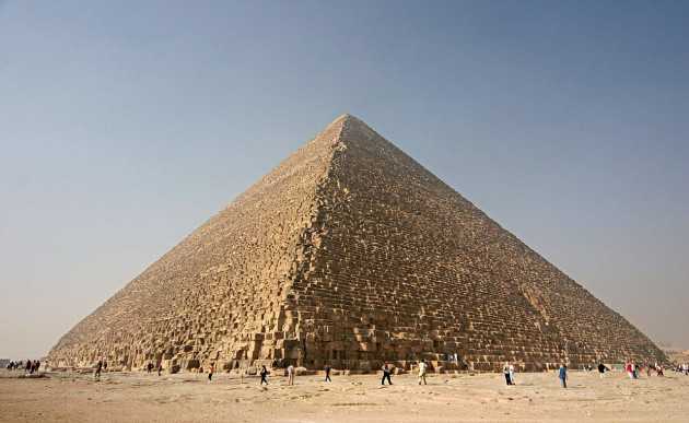Piramide di Cheope: studio controverso la ridata di 37mila anni