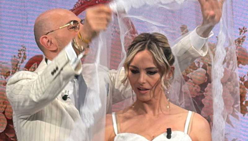 Francesca Fialdini vestitada sposa: nozze in vista?