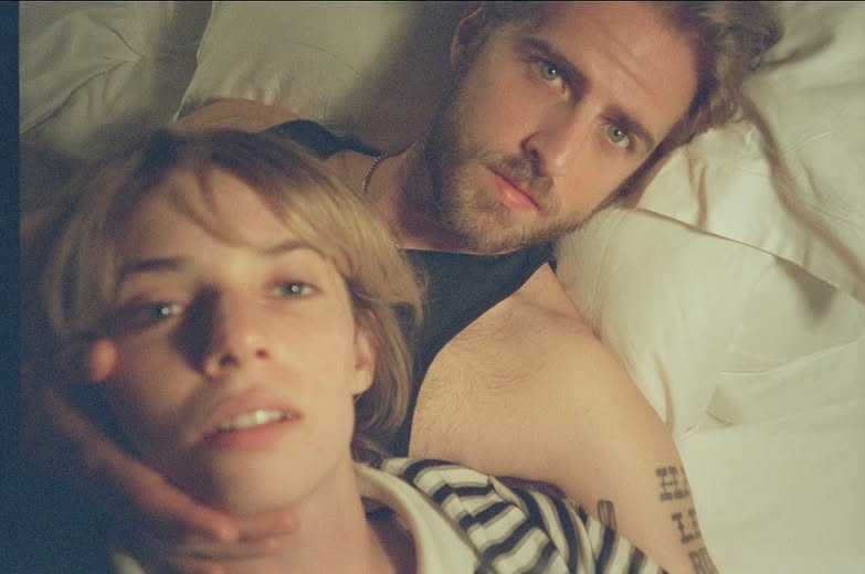 Maya Hawke e Christian Lee Hutson si sposano a New York il giorno di San Valentino