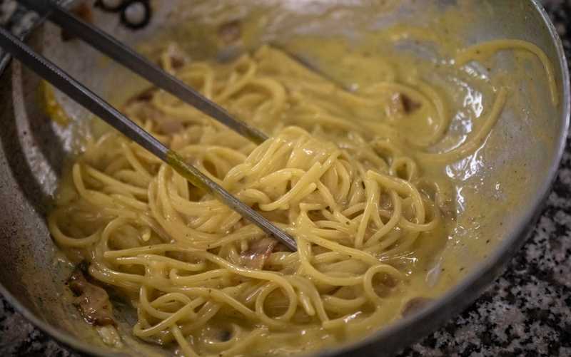 Le Origini della Carbonara: Una Storia in Evoluzione