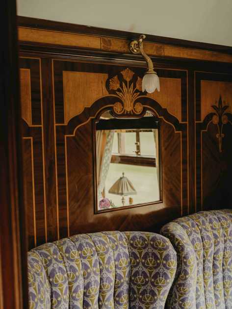 La Carrozza Celia: Un Viaggio nel Tempo