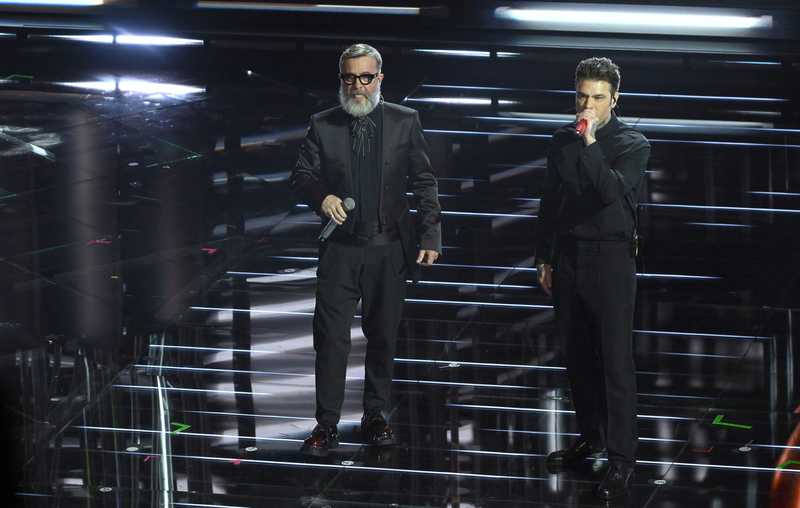 Sanremo 2026: Fedez e Masini in testa dopo la prima serata