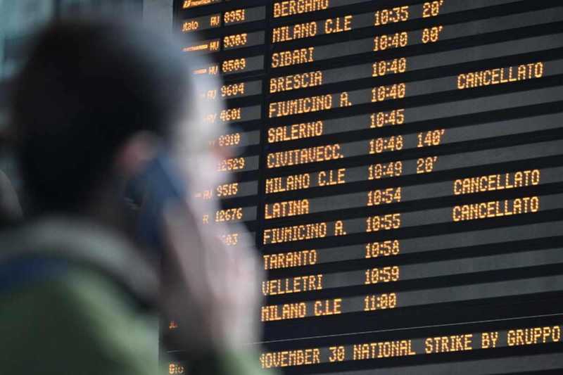 Sciopero Trasporti: Disagi Aerei e Ferroviari a Febbraio