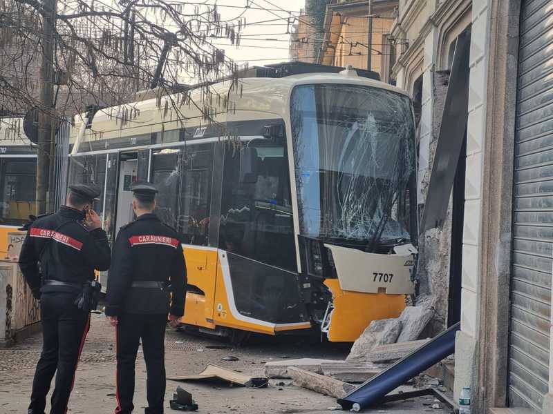 Incidente Tram a Milano: Situazione e Interventi