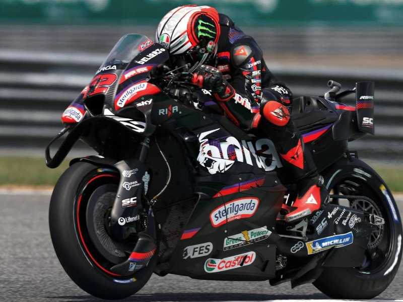 Bezzecchi Domina a Buriram, Weekend Complicato per Marquez