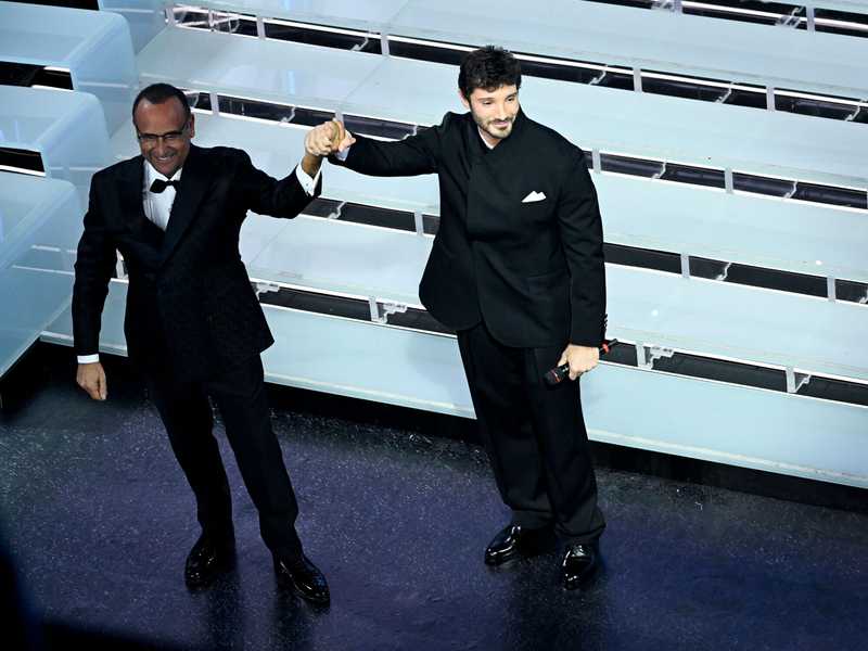 Sanremo 2027: De Martino Conduttore e Direttore Artistico